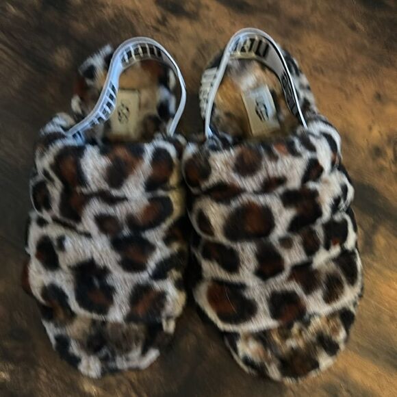 UGG Fluff Yeah Slingback Sandal in
Amphora Leopard Size 6 - Picture 3 of 9